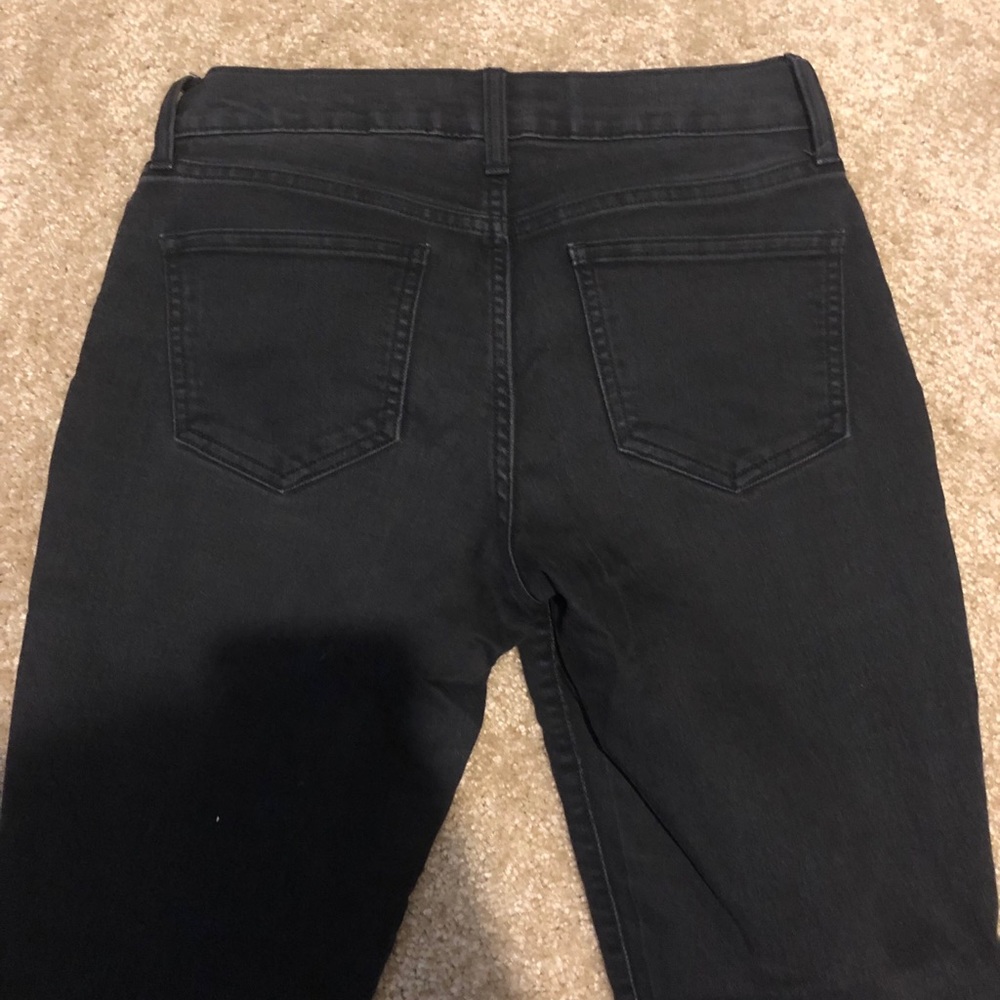 Old Navy Flirt Jeans - Picture 6 of 6